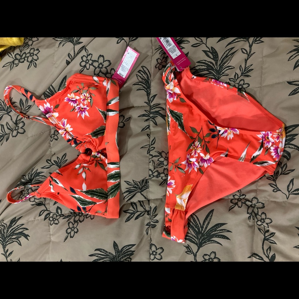 Bikini NWT